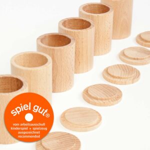 Natural cups with lids