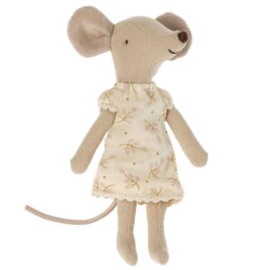 Nightgown for big sister mouse