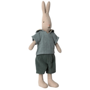 Rabbit size 2, Classic – Shirt and shorts